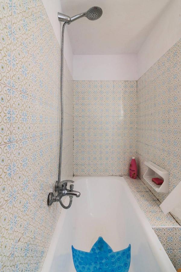 Top Floor Apartment At Petrolona With Big Balcony Atene Esterno foto